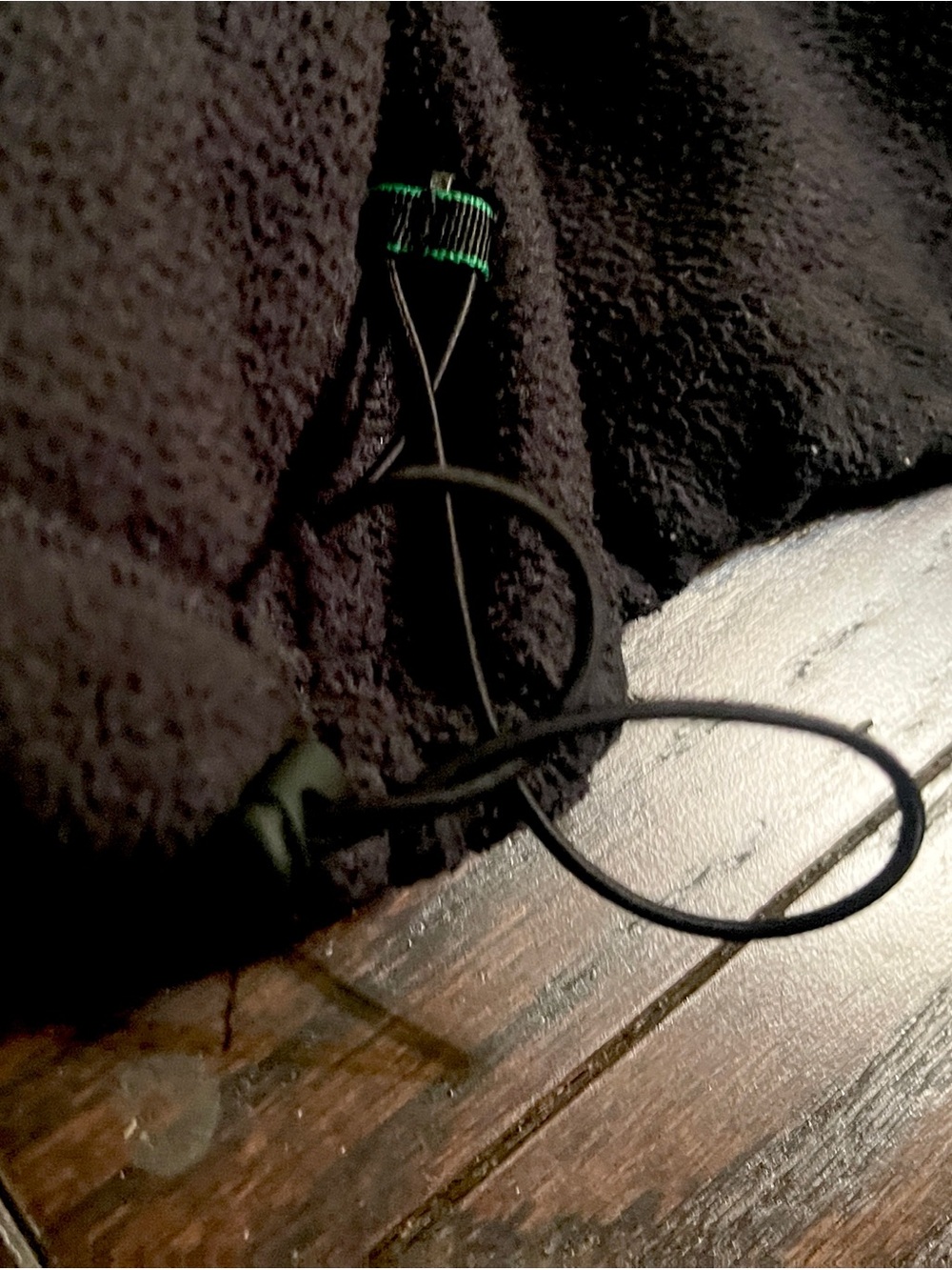 Camping Two-Tone Olive & Black Fleece Jacket MEC-Mountain Equipment Co-op - Picture 7 of 15